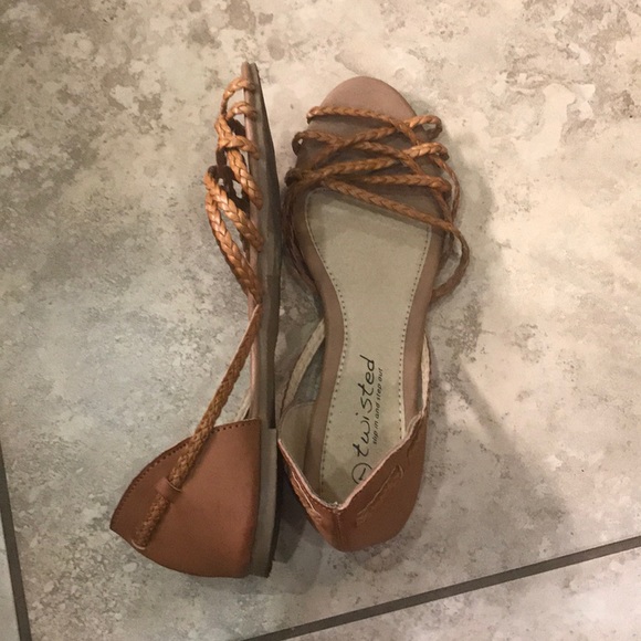 Sandals - Picture 2 of 2